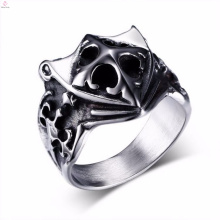 New design wholesale vintage mens silver shield cross rings